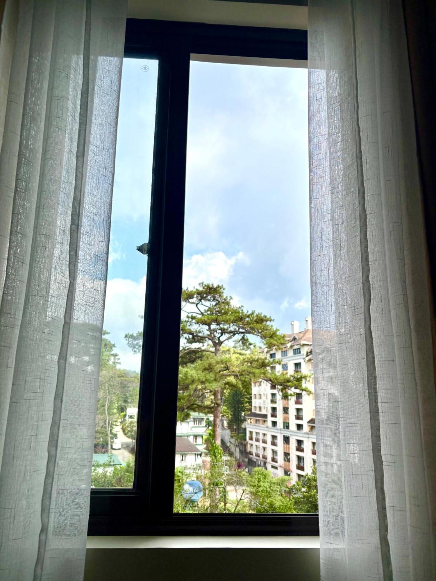 Cordillera Breeze Baguio Transient At Brenthill Apartment Baguio City